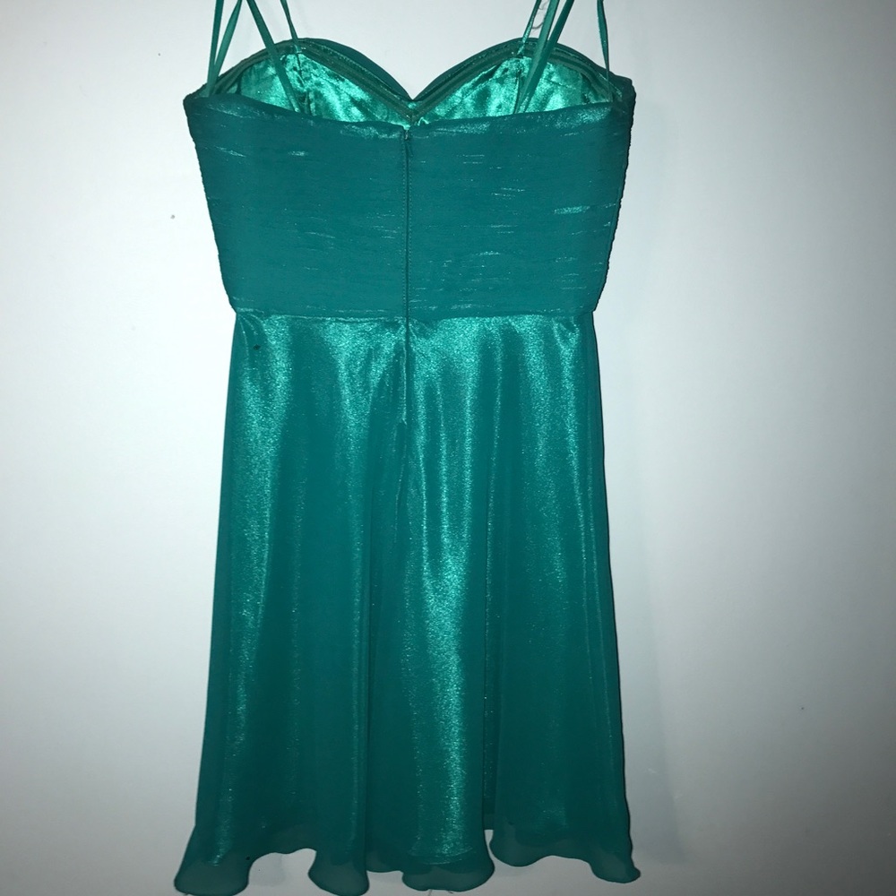 Formal/Classy Emerald Green Dress